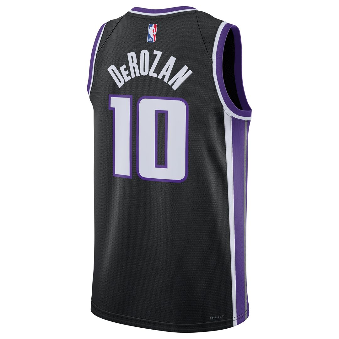 sf-media-8a0cc6bfaa81574031b9a641fa0b4da27cb73582da054c0d2a9730db160ef567