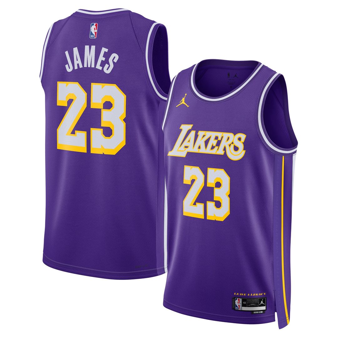 sf-media-c31d9f91ad724f97f052fdbe17f764b4f7c5eaf3440f4e4c5a35077f7b3a1ae4